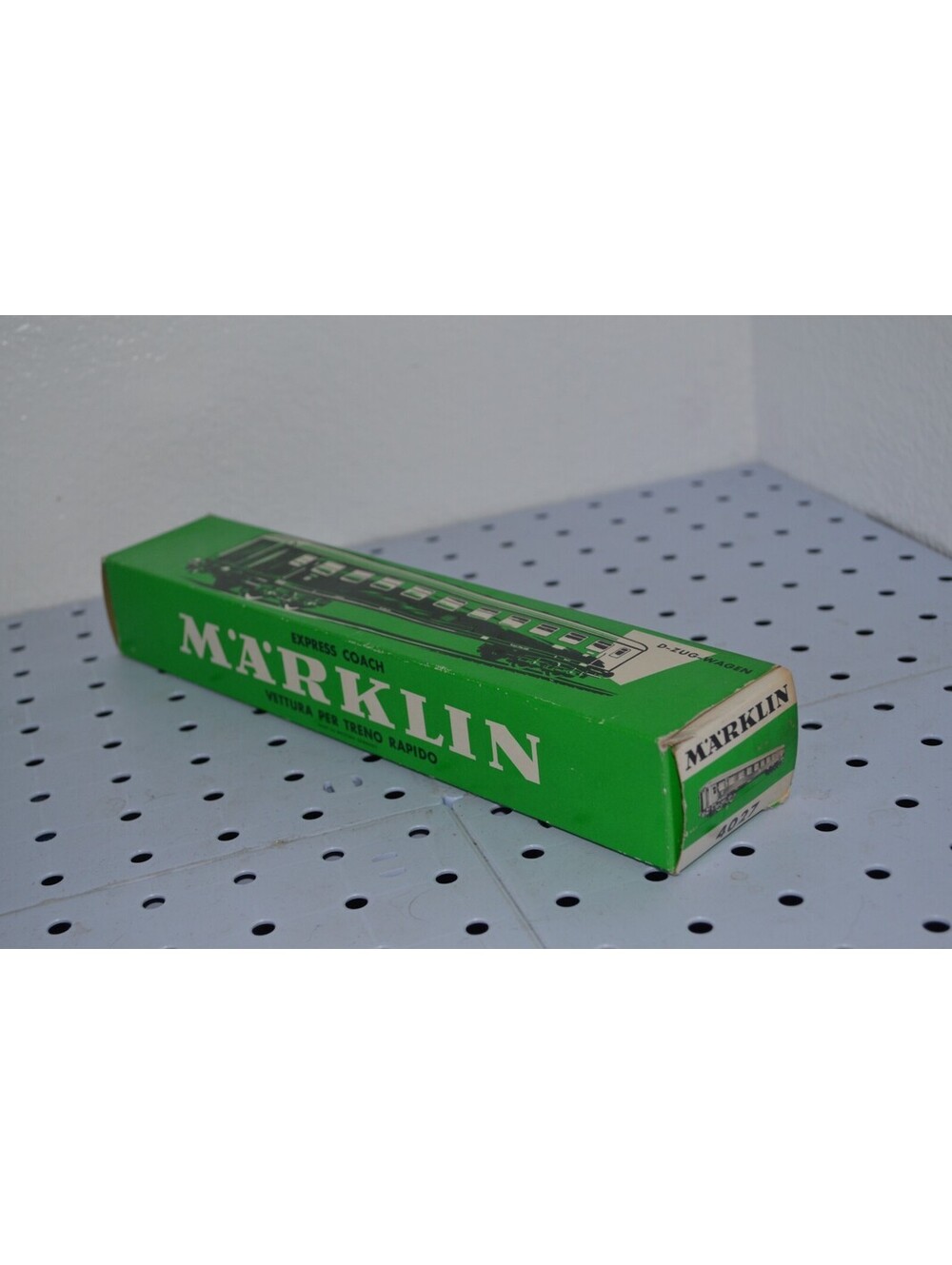 Vintage Marklin HO Gauge 4027 DB Blue Express Coach - Picture 13 of 14